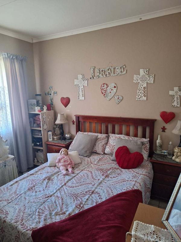 2 Bedroom Property for Sale in Hartenbos Western Cape